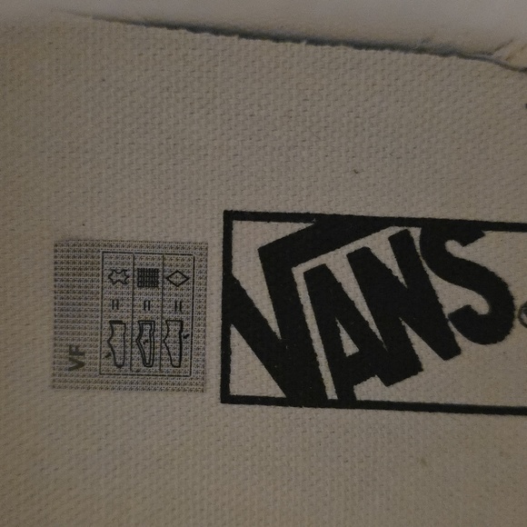 NWT Vans OLD SCHOOL, PIG SUEDE w/HEIQ SWISS WATER RESISTANT TECHNOLOGY SIZE 9 - Picture 6 of 7